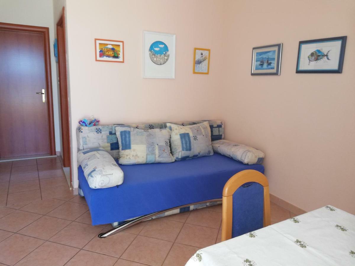 Apartmani Marija プリモシュテン エクステリア 写真