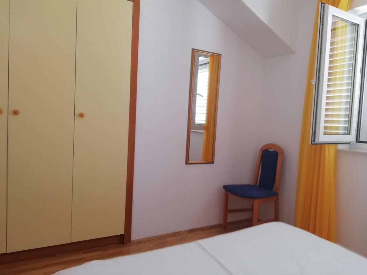 Apartmani Marija プリモシュテン エクステリア 写真