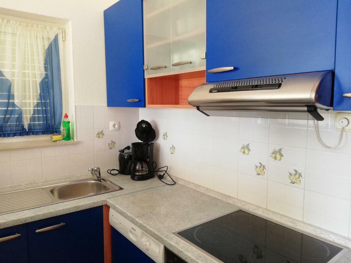 Apartmani Marija プリモシュテン エクステリア 写真